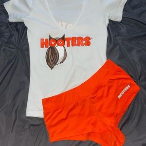 Authtic used hooters girl uniform